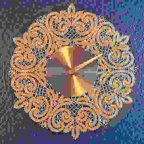 clock-lace1.jpg