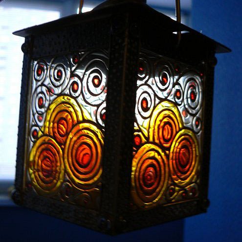 lantern-gold-red3.jpg